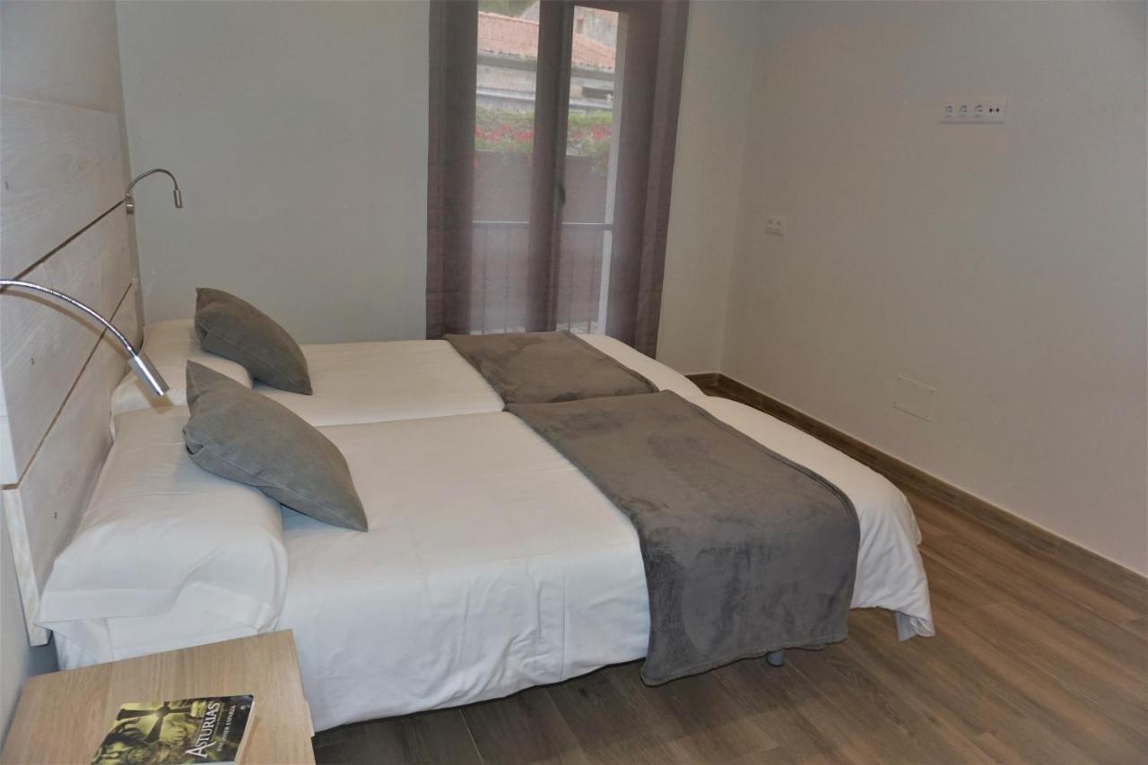 Apartamentos La Playina ยาเนส ภายนอก รูปภาพ